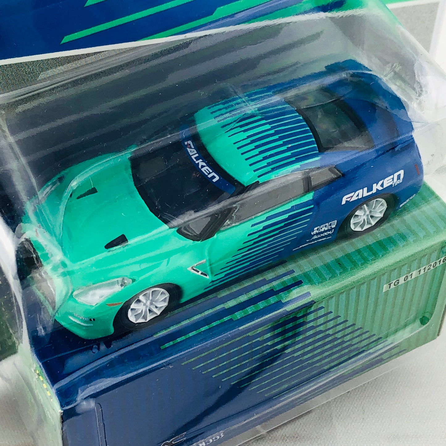 Greenlight x Tarmac Works 1/64 Nissan Skyline GTR R35 FALKEN