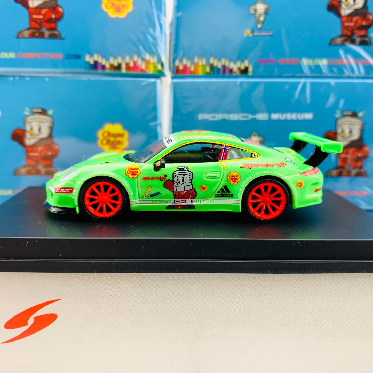 Sparky 1/64 991 CUP KOREA GREEN Y004