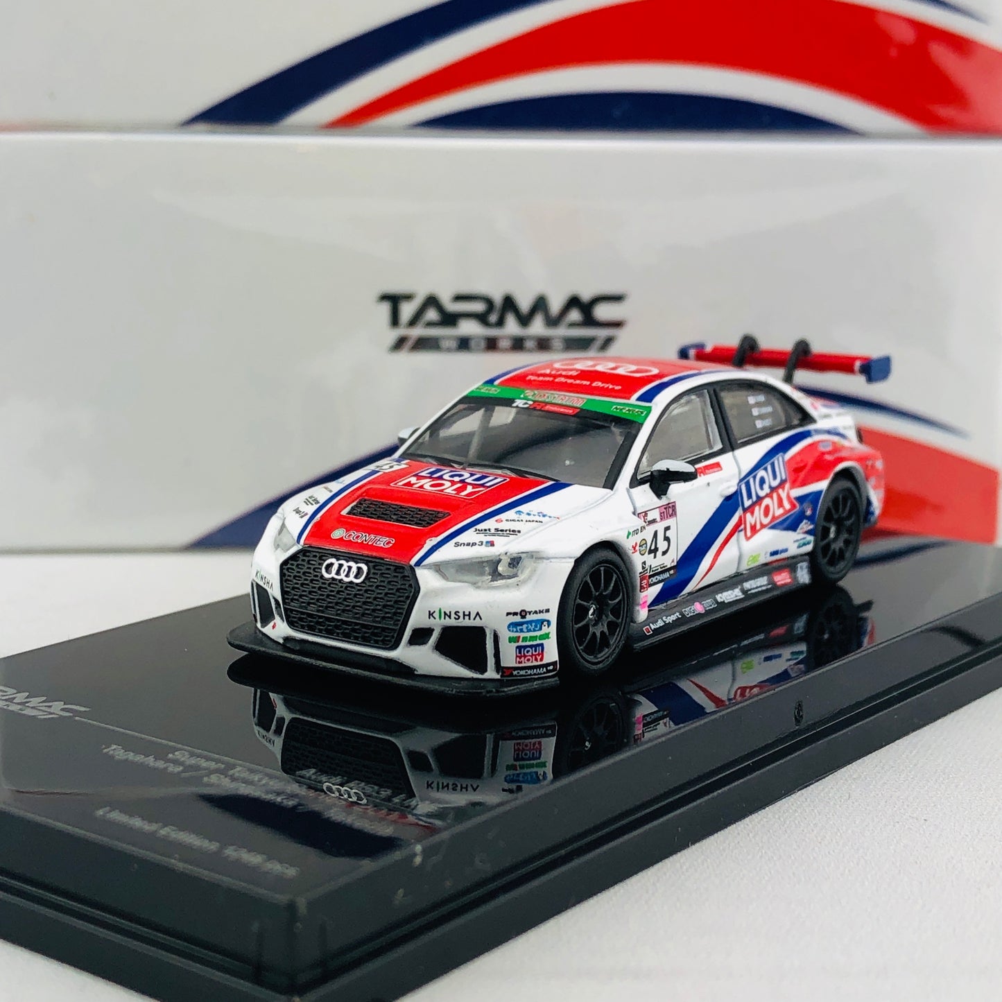 Tarmac Works 1/64 Audi RS3 LMS Super Taikyu Series 2017 Tagahara/Shirasaka/Takeda T64-013-17ST