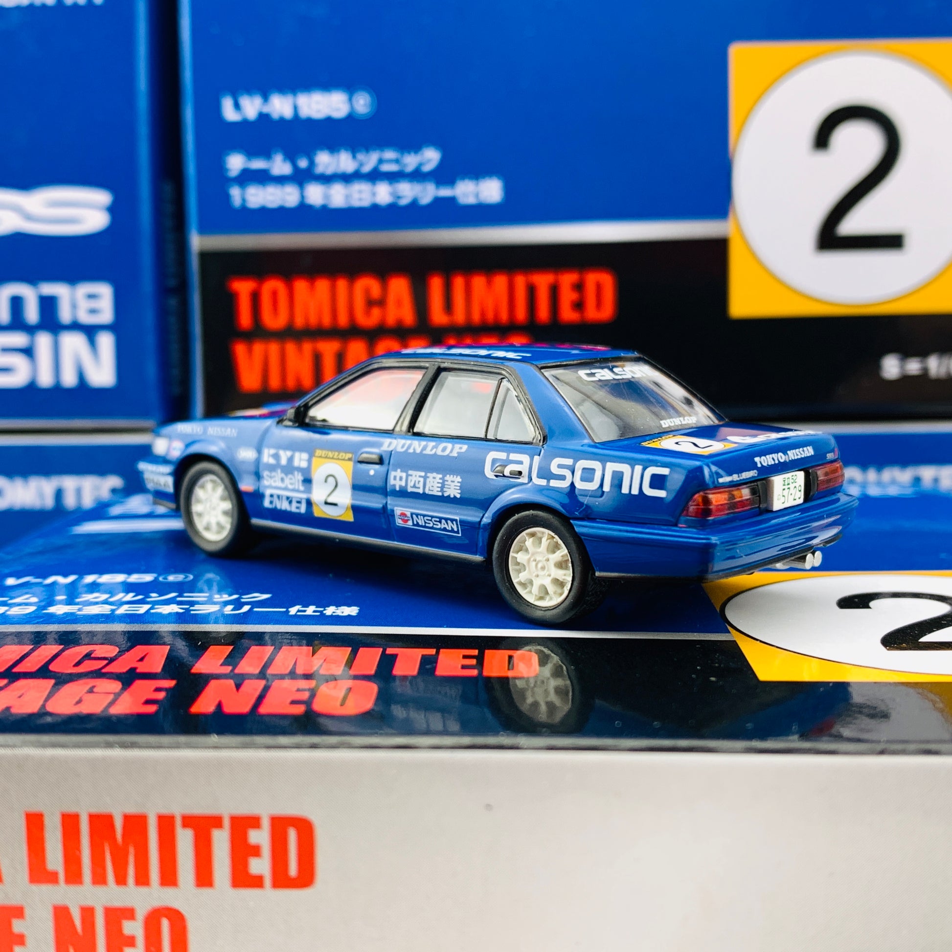 Tomytec Tomica Limited Vintage Neo 1/64 Nissan Bluebird SSS-R Calsonic #10 1989 LV-N185d