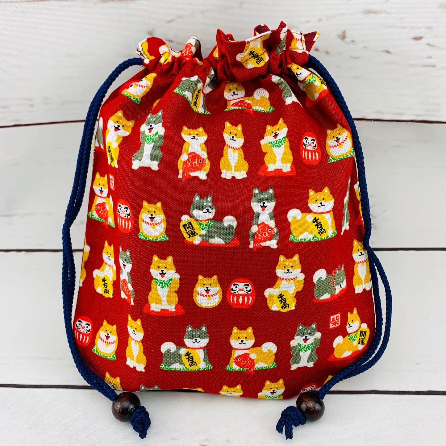 Shiba Inu おさんぽ日和 Drawstring Bag 303-701 Medium Red (MADE IN JAPAN)
