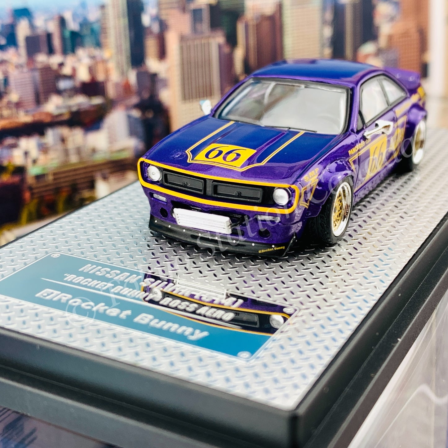 INNO64 1/64 NISSAN SILVIA S14 ROCKET BUNNY BOSS AERO Metallic Purple IN64-S14B-MP