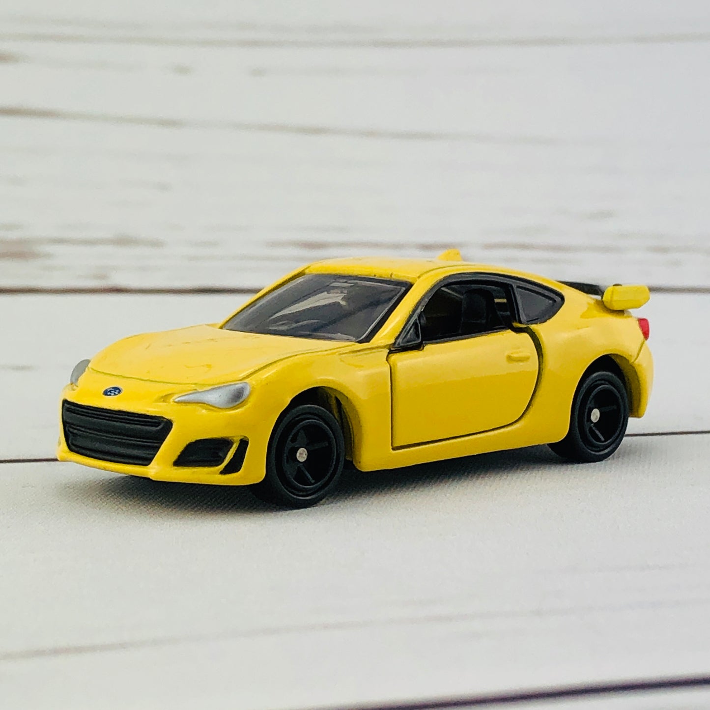 TOMICA 6 Subaru BRZ Yellow First Edition (初回特別仕様)