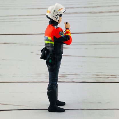 Tiny 1/18 Figure 19 Ambulanceman (EMAMC)