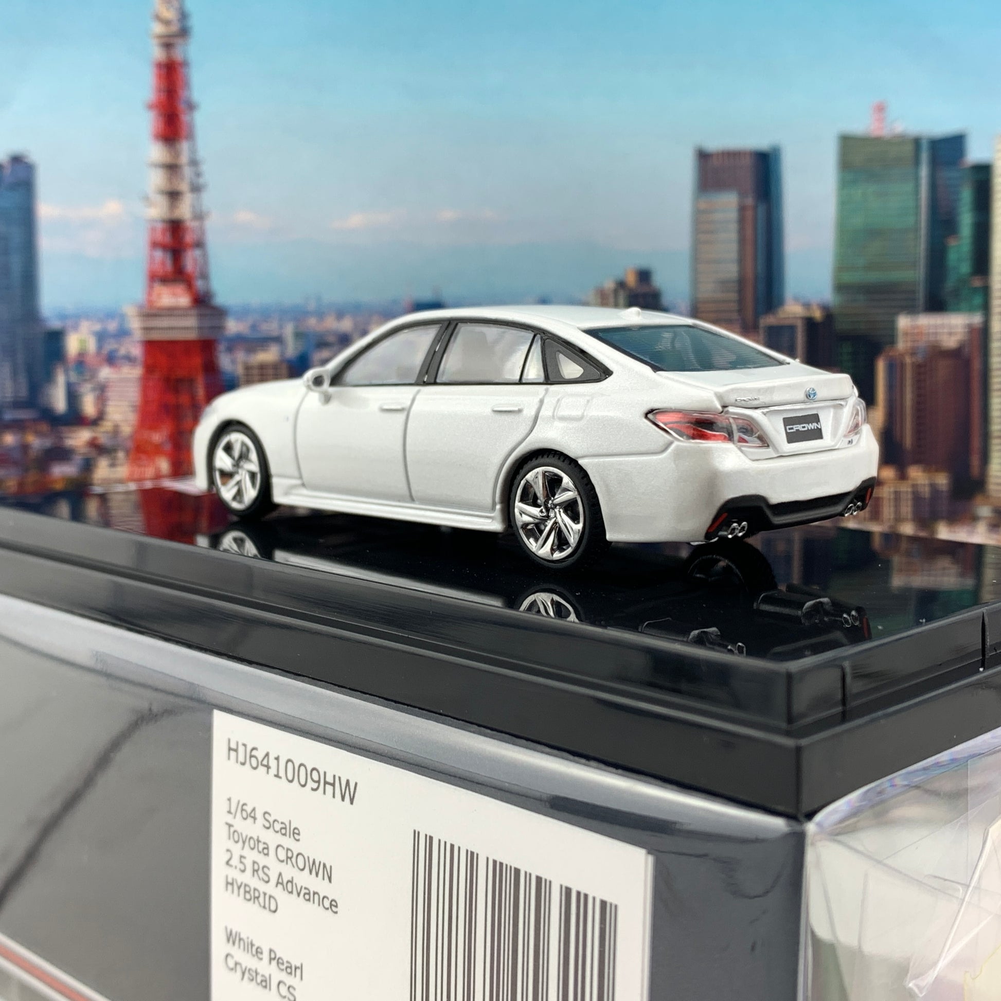 HOBBY JAPAN 1/64 Toyota CROWN 2.5L RS Advance HYBRID White Pearl HJ641009HW