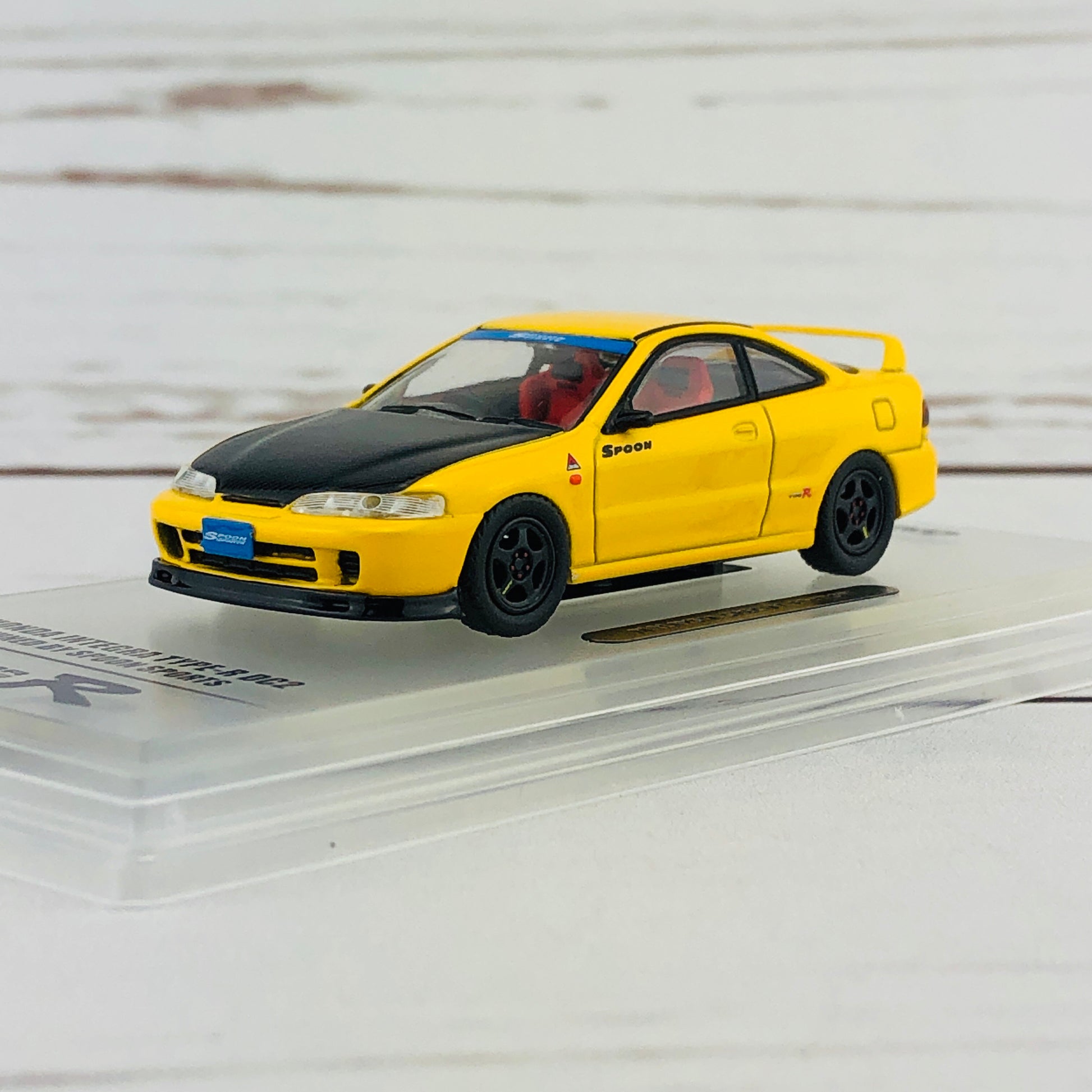 INNO64 1/64 Honda Integra Type-R DC2 Tuned by Spoon Malaysian Special Edition IN64-DC2-YSPMS