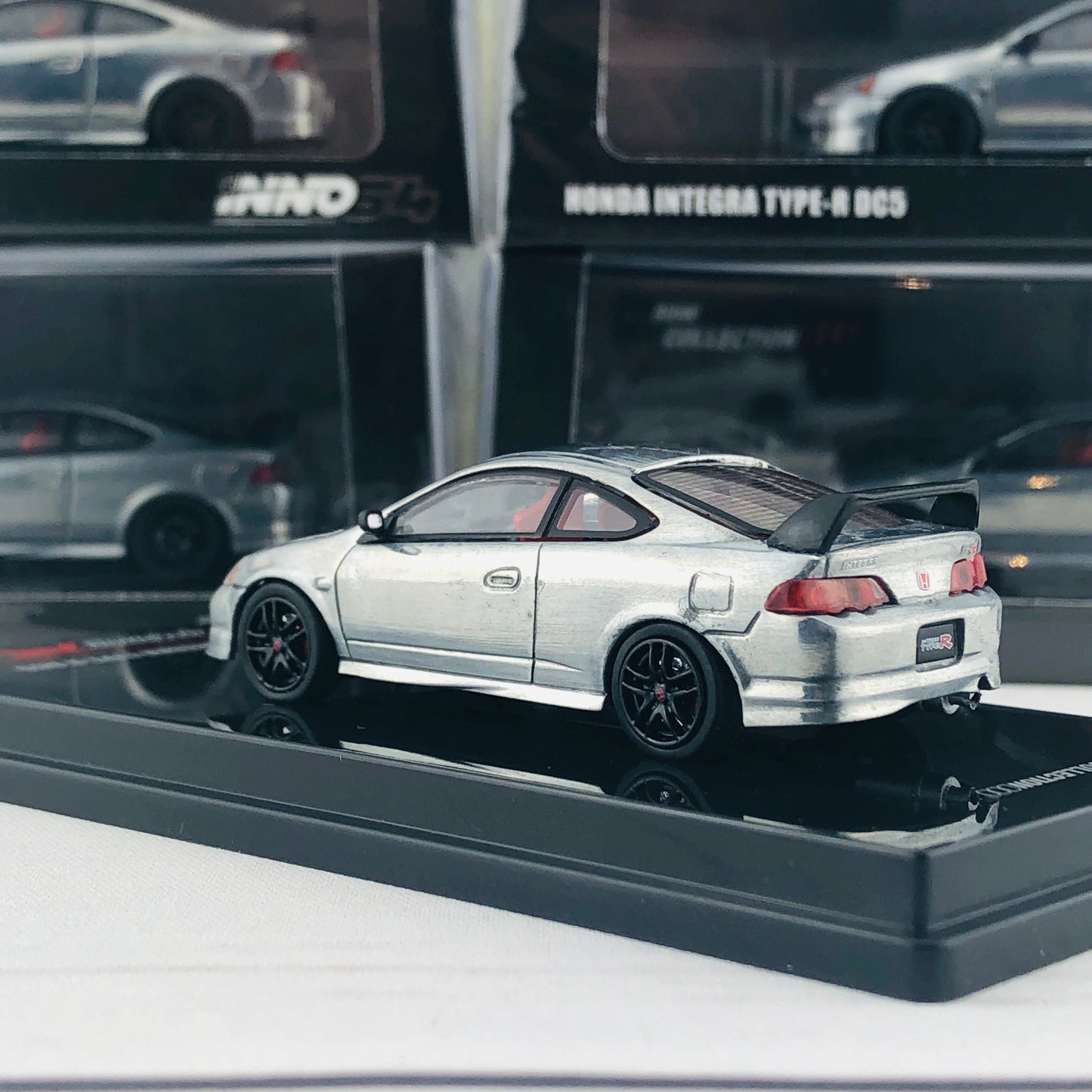 INNO64 HONDA Integra Type-R DC5 RAW Collection Limited Edition IN64-RAW-DC5