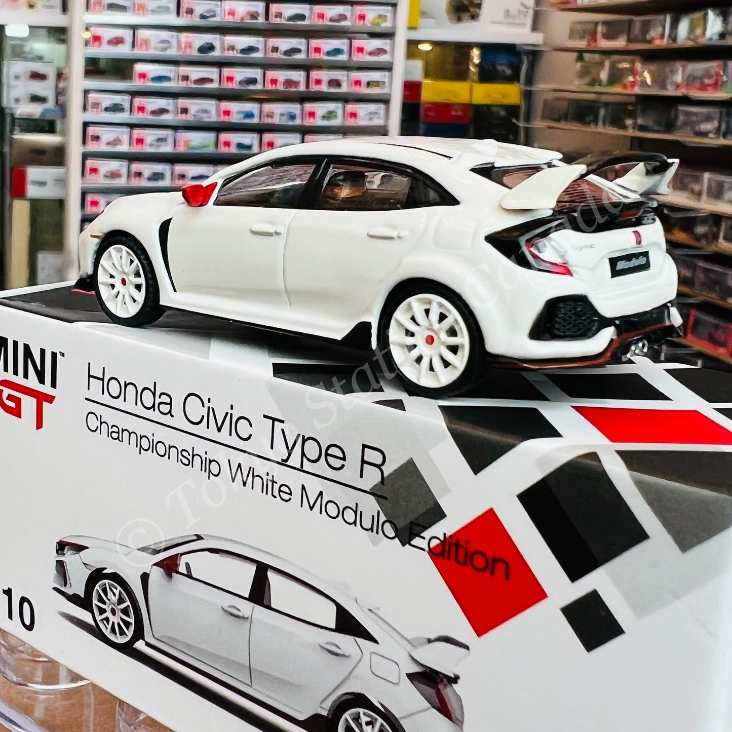 MINI GT 1/64 Honda Civic Type R (FK8) Championship White Modulo Edition RHD MGT00010-R