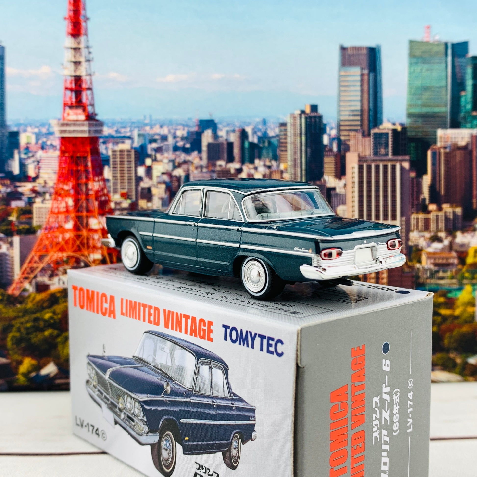 Tomytec Tomica Limited Vintage 1/64 Prince Gloria Super 6 (Navy) 1966 LV-174c