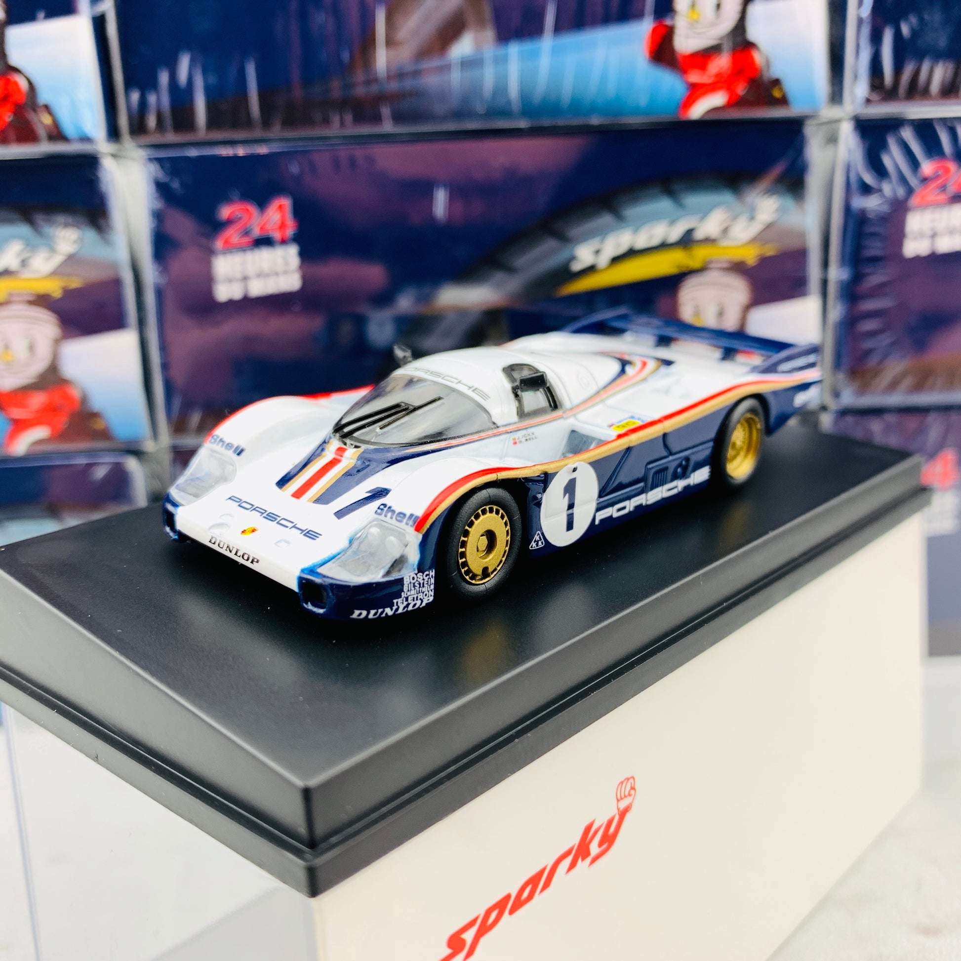 Sparky 1/64 PORSCHE 956 NO.1 ROTHMANS PORSCHE SYSTEM WINNER 24H LE MANS 1982 J. ICKX - D. BELL Y099