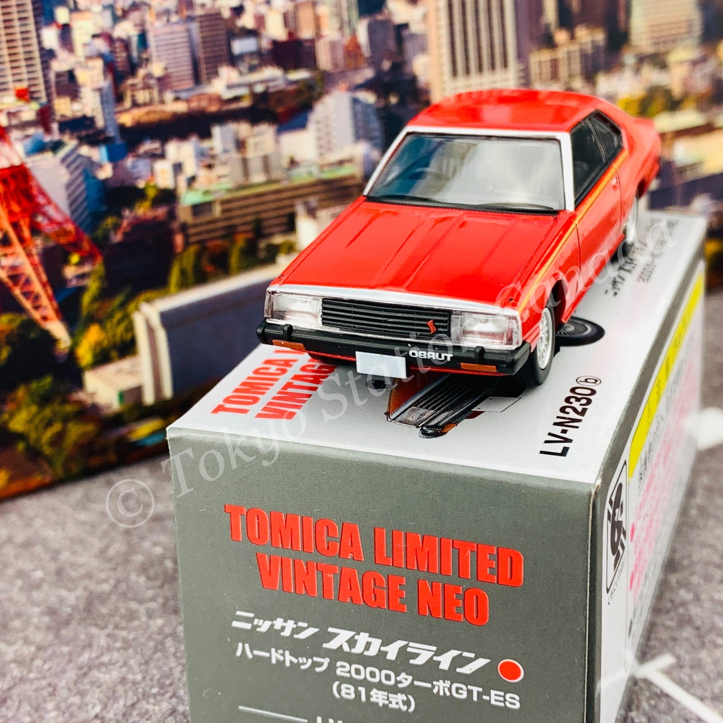 Tomytec Tomica Limited Vintage Neo 1/64 Nissan Skyline HT 2000 Turbo GT-ES (Red) LV-N230b
