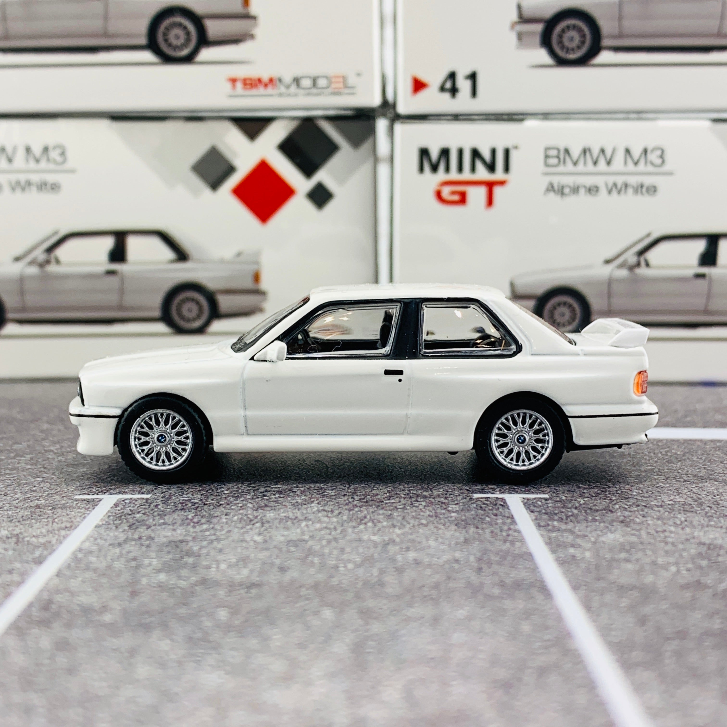 MINI GT 1/64 BMW M3 (E30) Alpine White RHD MGT00041-R – Tokyo Station