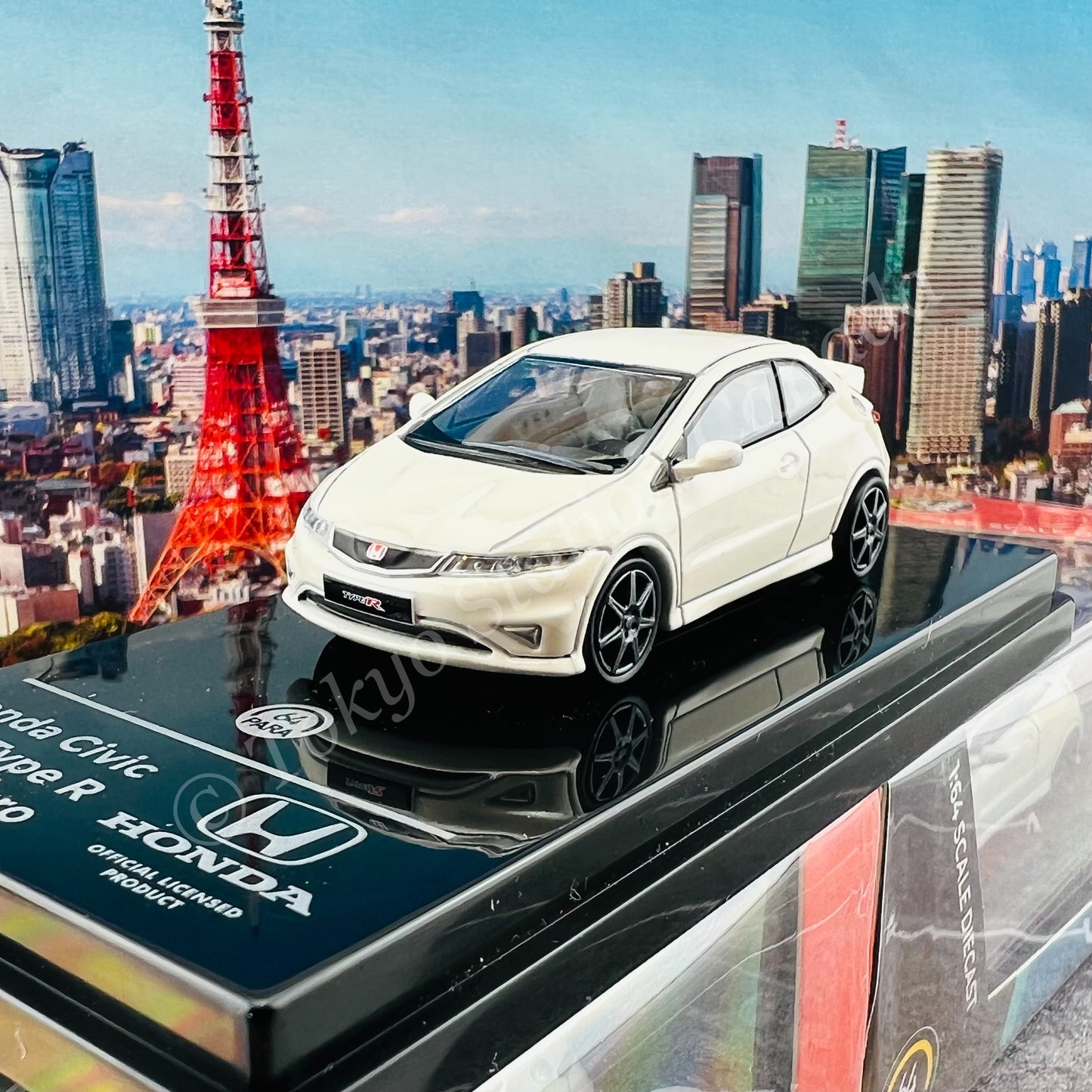 PARA64 1/64 Honda Civic FN2 Type R Championship White LHD PA-55392