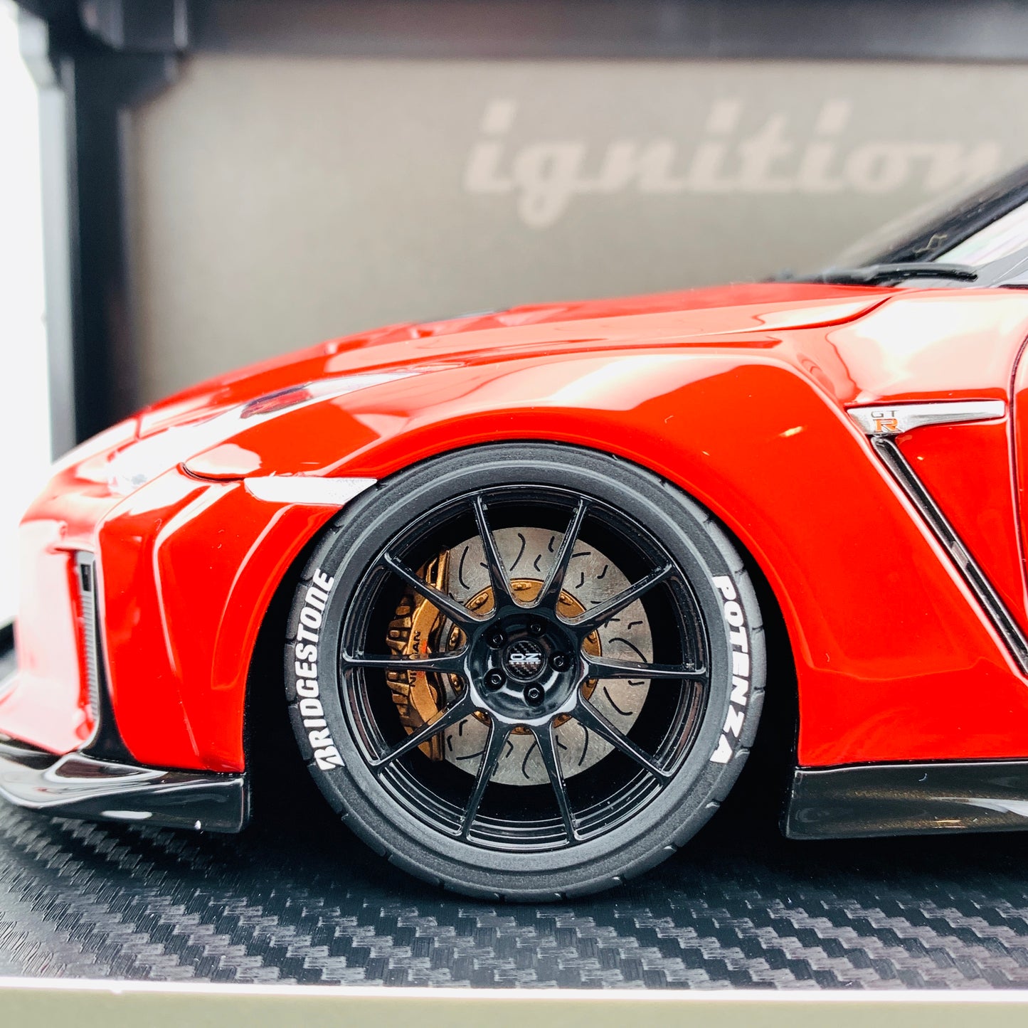 Ignition Model 1/18 TOP SECRET Nissan GTR R35 Red IG1536