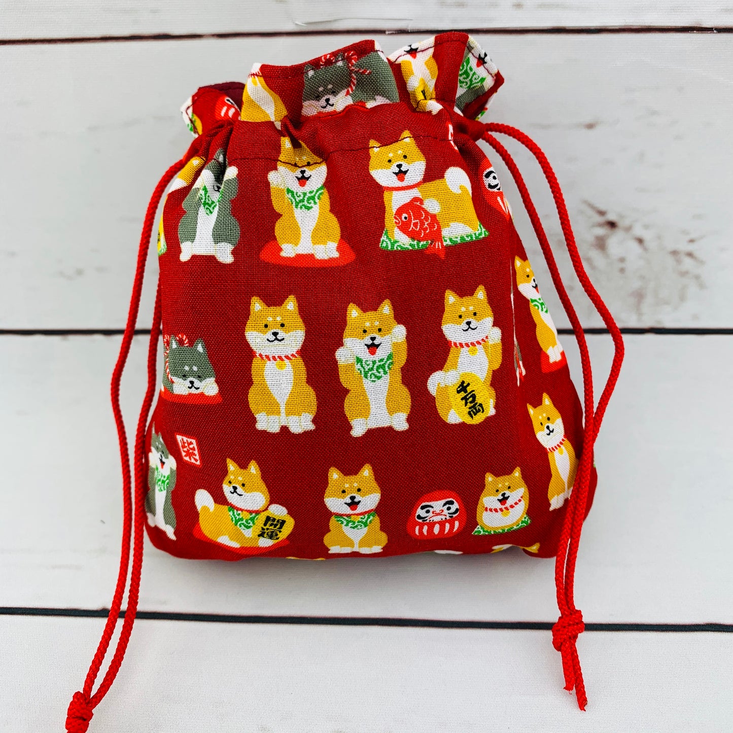 Shiba Inu おさんぽ日和 Drawstring Bag 303-700 Small Red (MADE IN JAPAN)
