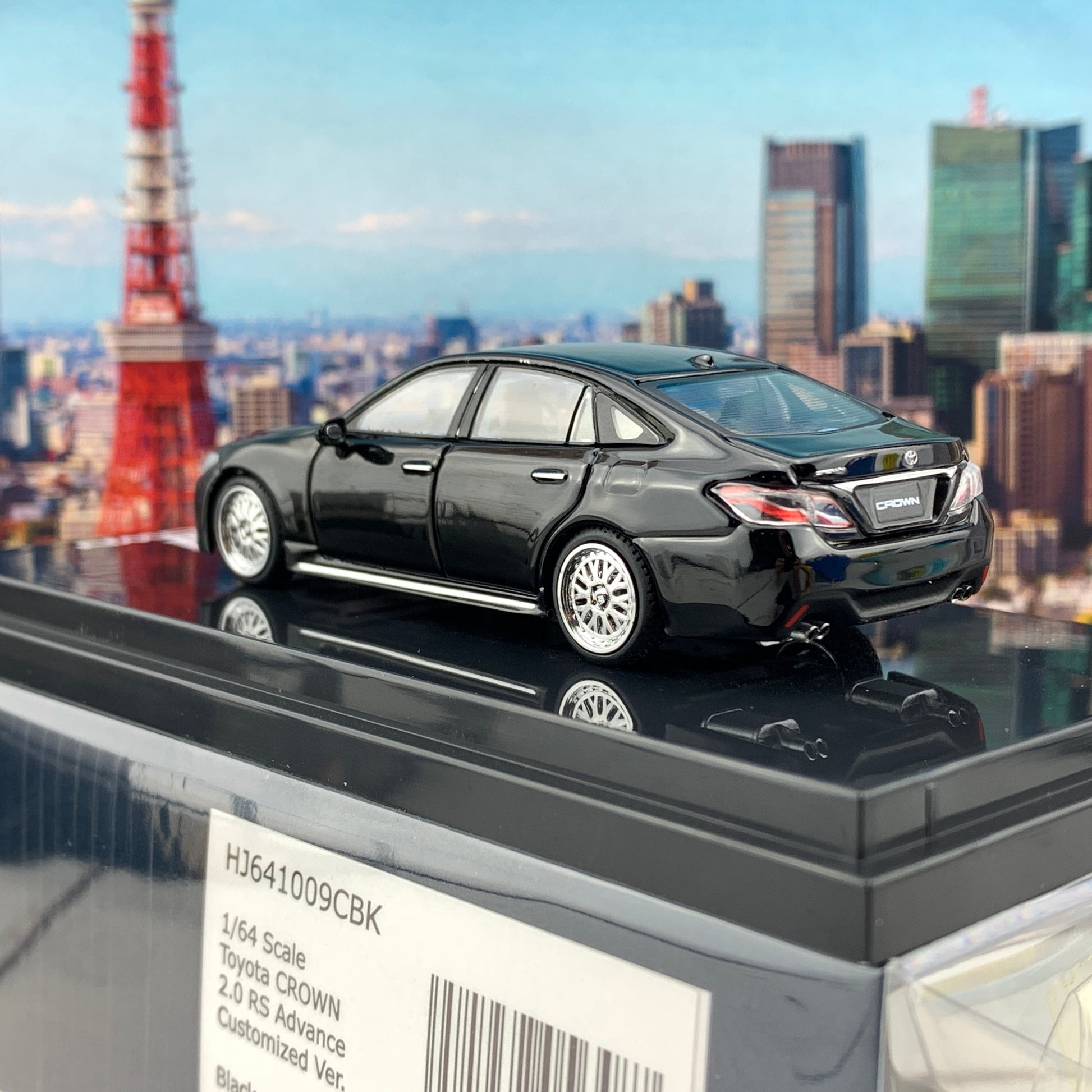 HOBBY JAPAN 1/64 Toyota CROWN 2.5L RS Advance CUSTOMIZED VERSION Black HJ641009CBK