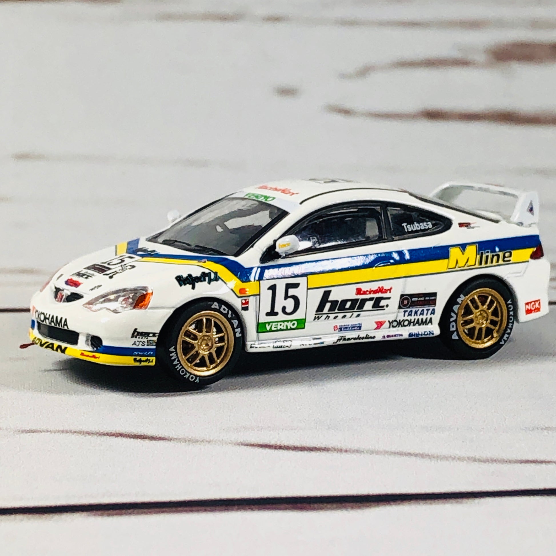INNO64 HONDA INTEGRA Type-R DC5 #15 “M LINE” VERNO Japan One Make Race 2002