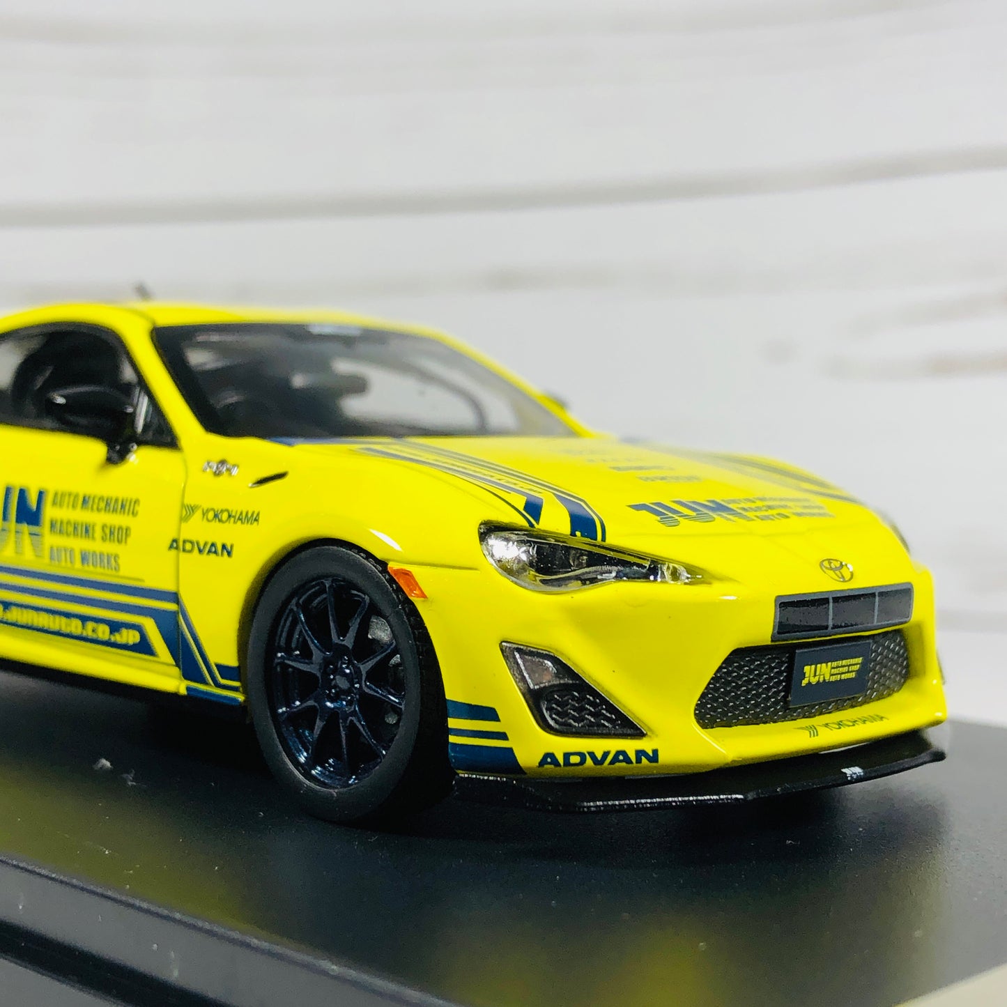 Tarmac Works 1/43 Toyota 86 Tuned By JUN