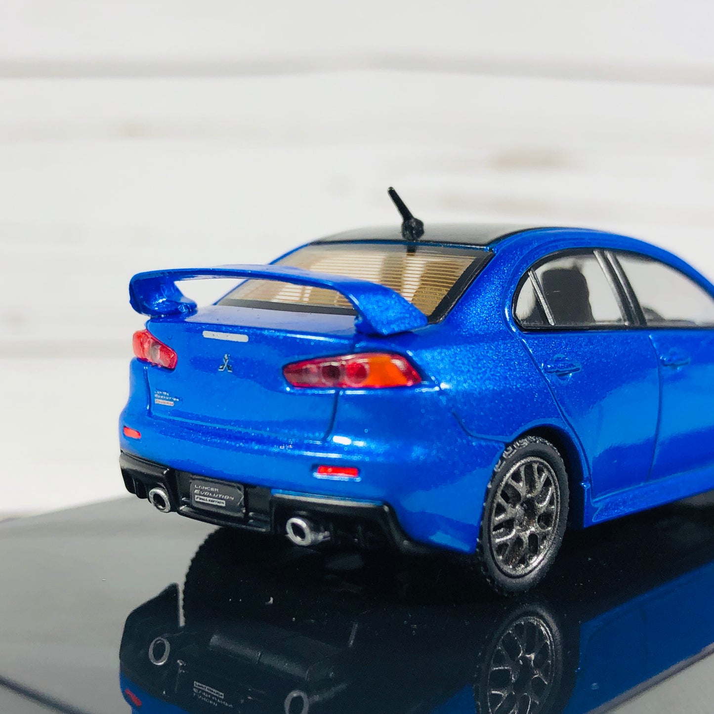 Tarmac Works 1/64 Mitsubishi Evo X Final Edition - Octane Blue