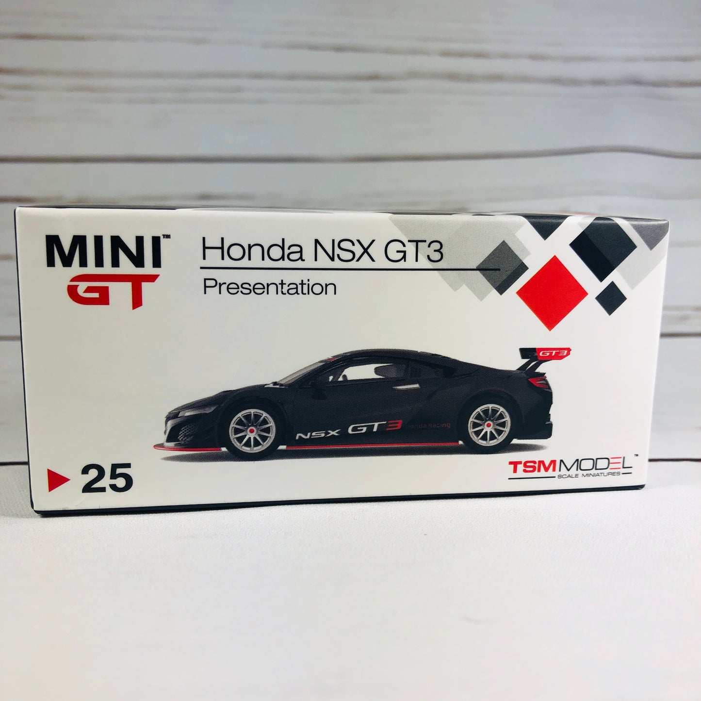 MINI GT 1/64 Honda NSX GT3 Presentation