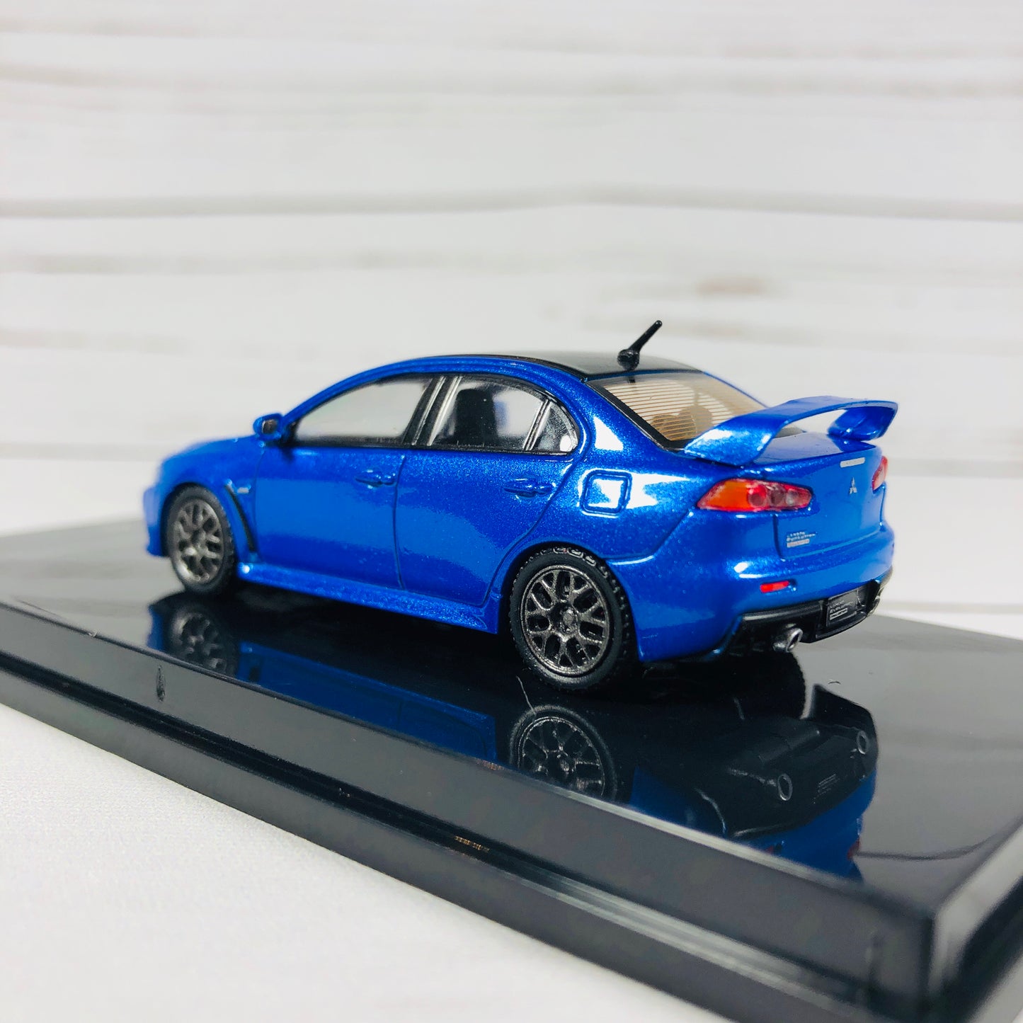 Tarmac Works 1/64 Mitsubishi Evo X Final Edition - Octane Blue