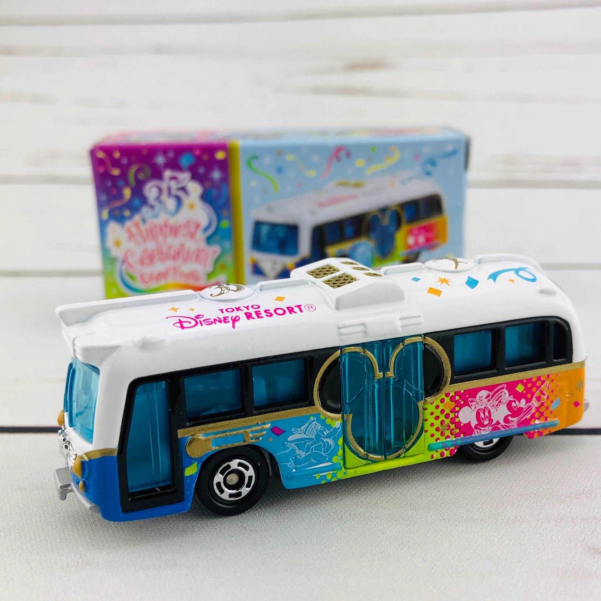 Tomica Disney Resort Cruiser 35th Aniversary Collection *Limited Quantity*