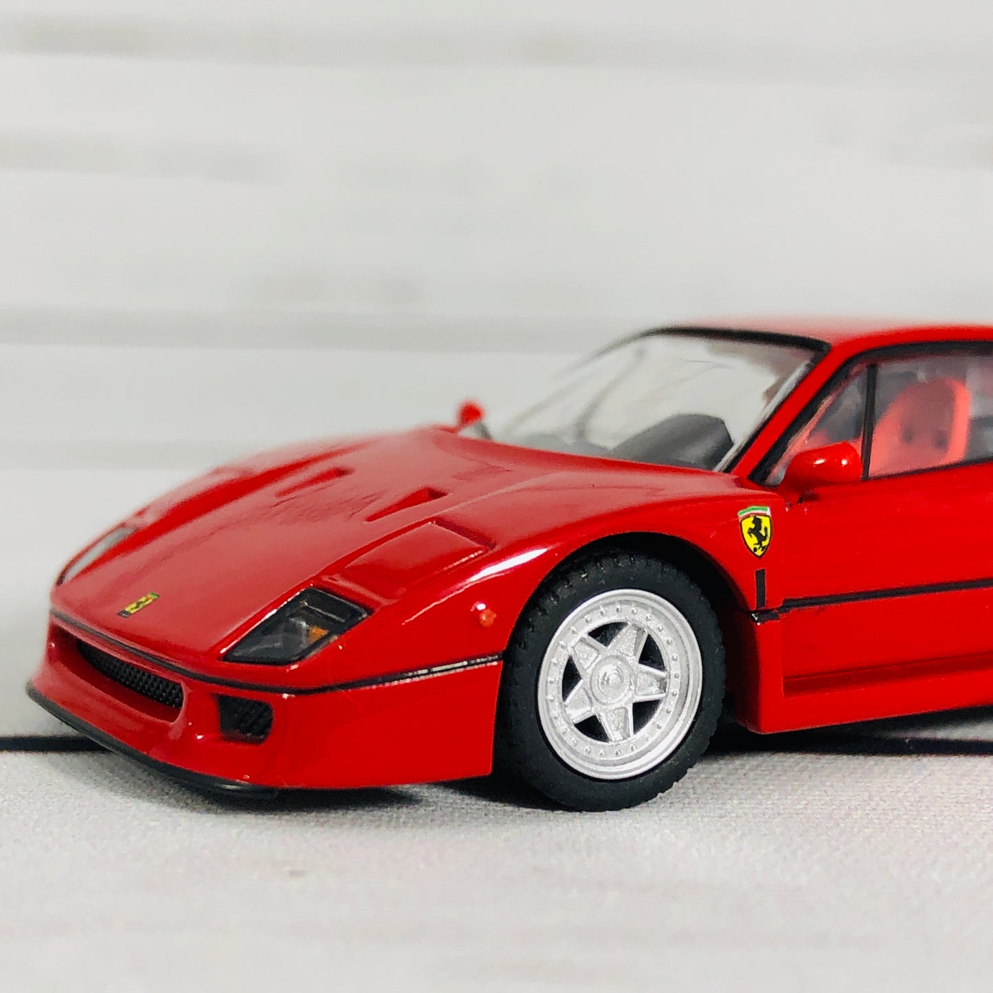 Tomica Tomytec Limited Vintage Neo FERRARI F40 (RED) 1/64