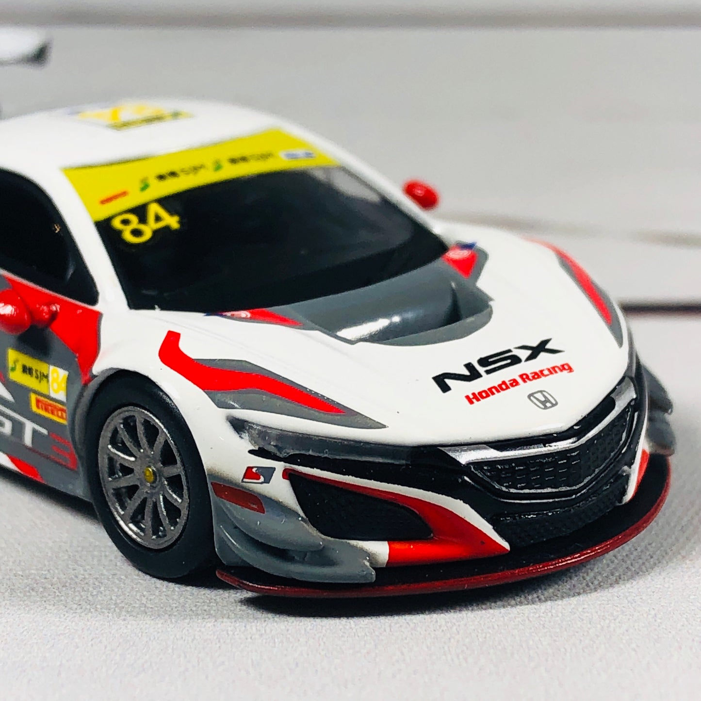 MINI GT 1/64 Honda NSX GT3 2017 Macau GP Honda Racing #84 Hong Kong Exclusive MGT00016
