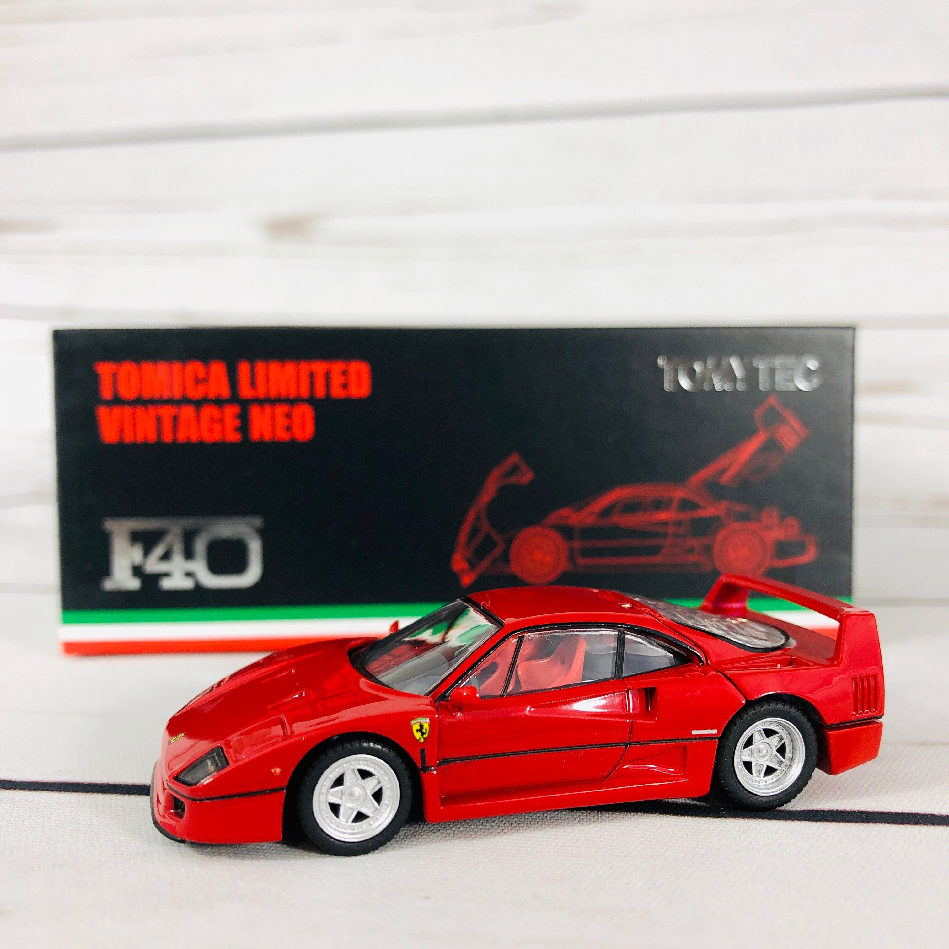 Tomica Tomytec Limited Vintage Neo FERRARI F40 (RED) 1/64 – Tokyo