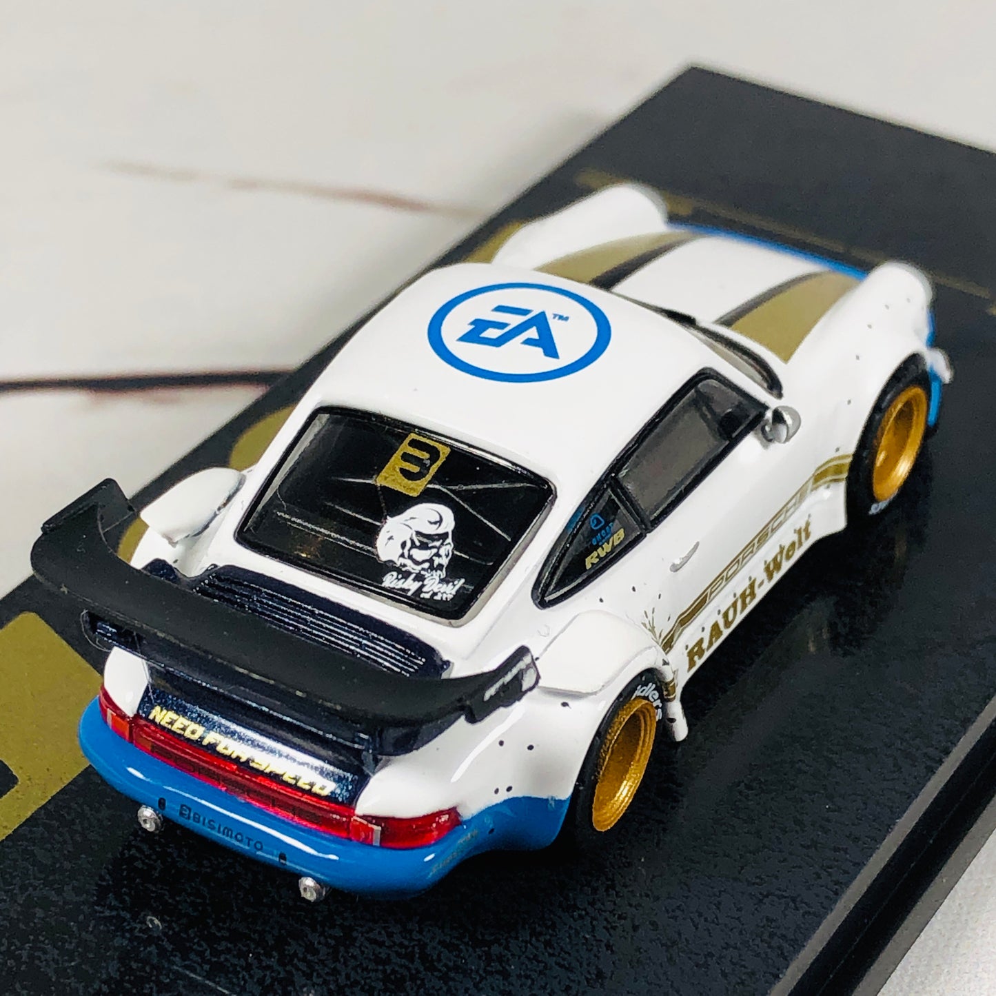 Tarmac Works 1/64 RWB 930 WHITE "NEED FOR SPEED"
