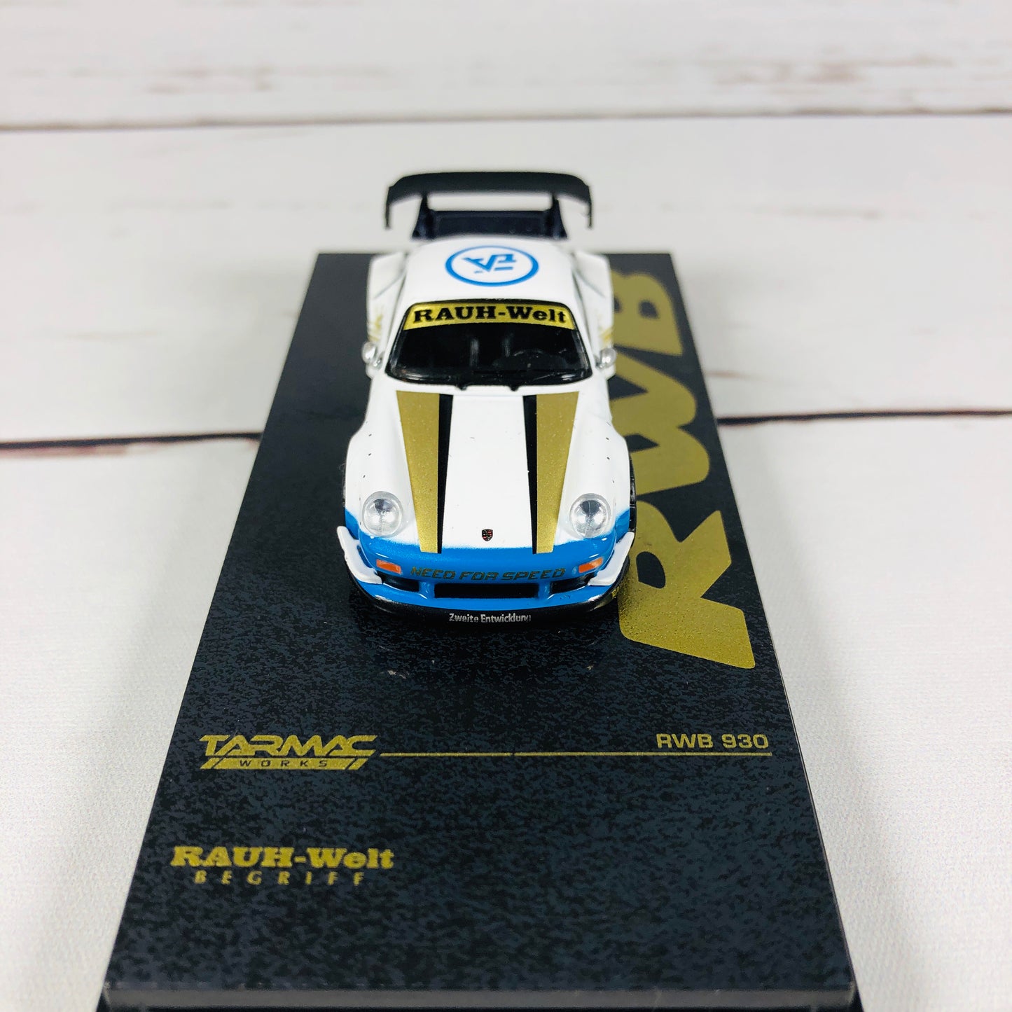 Tarmac Works 1/64 RWB 930 WHITE "NEED FOR SPEED"