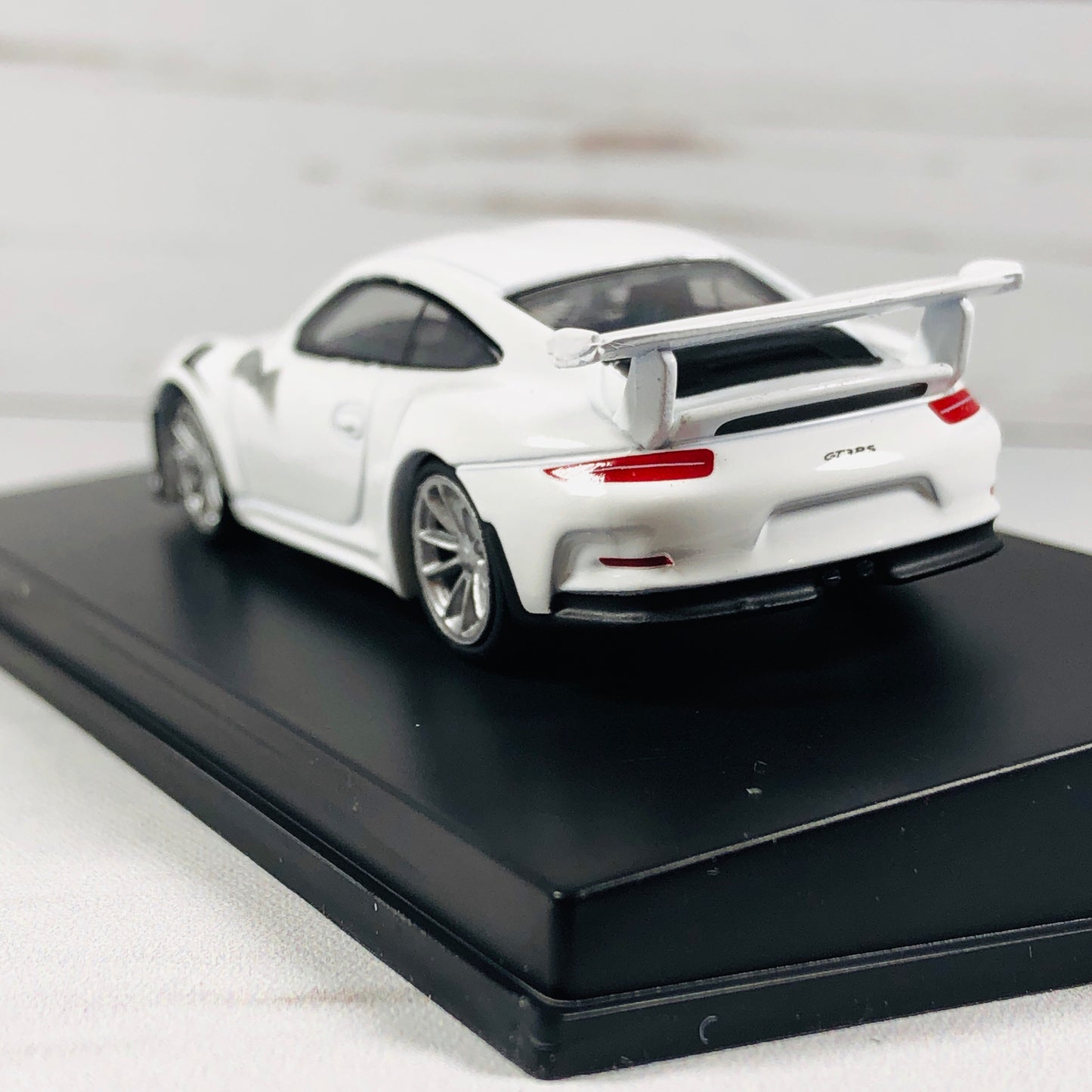Sparky 1/64 Porsche 911 GT3 RS 2016 White Y070