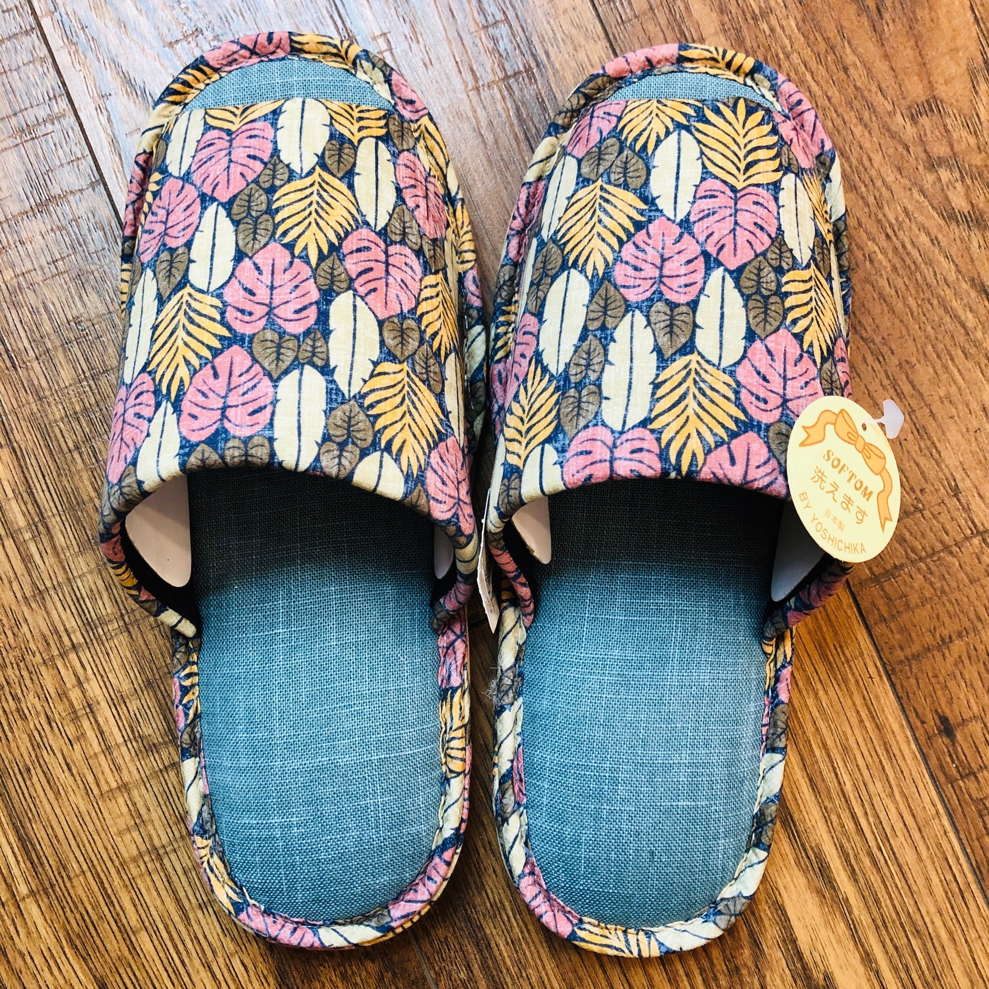 Softom Slipper by Yoshichika