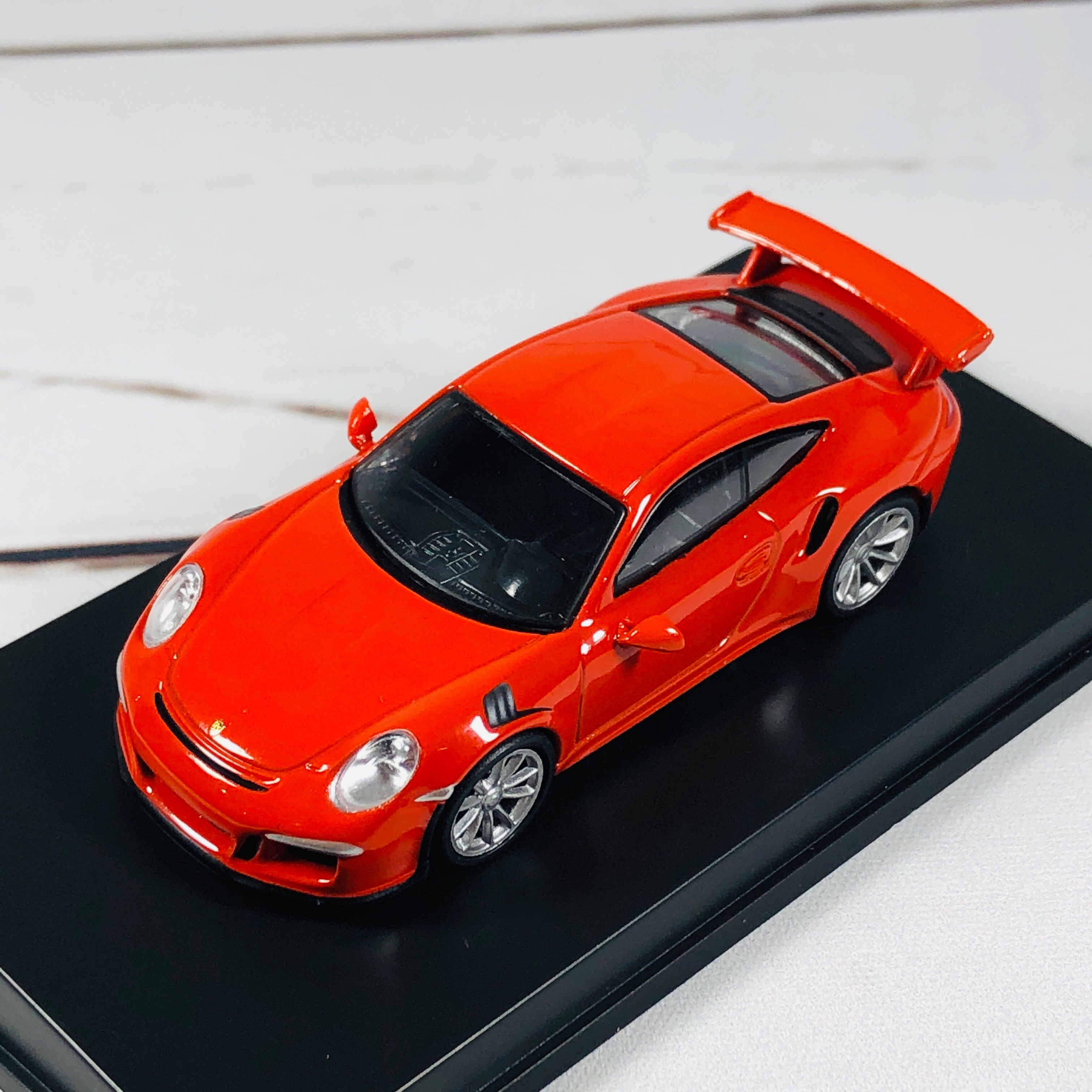 Sparky 1/64 Porsche 911 GT3 RS 2016 Lava Orange Y071 – Tokyo Station