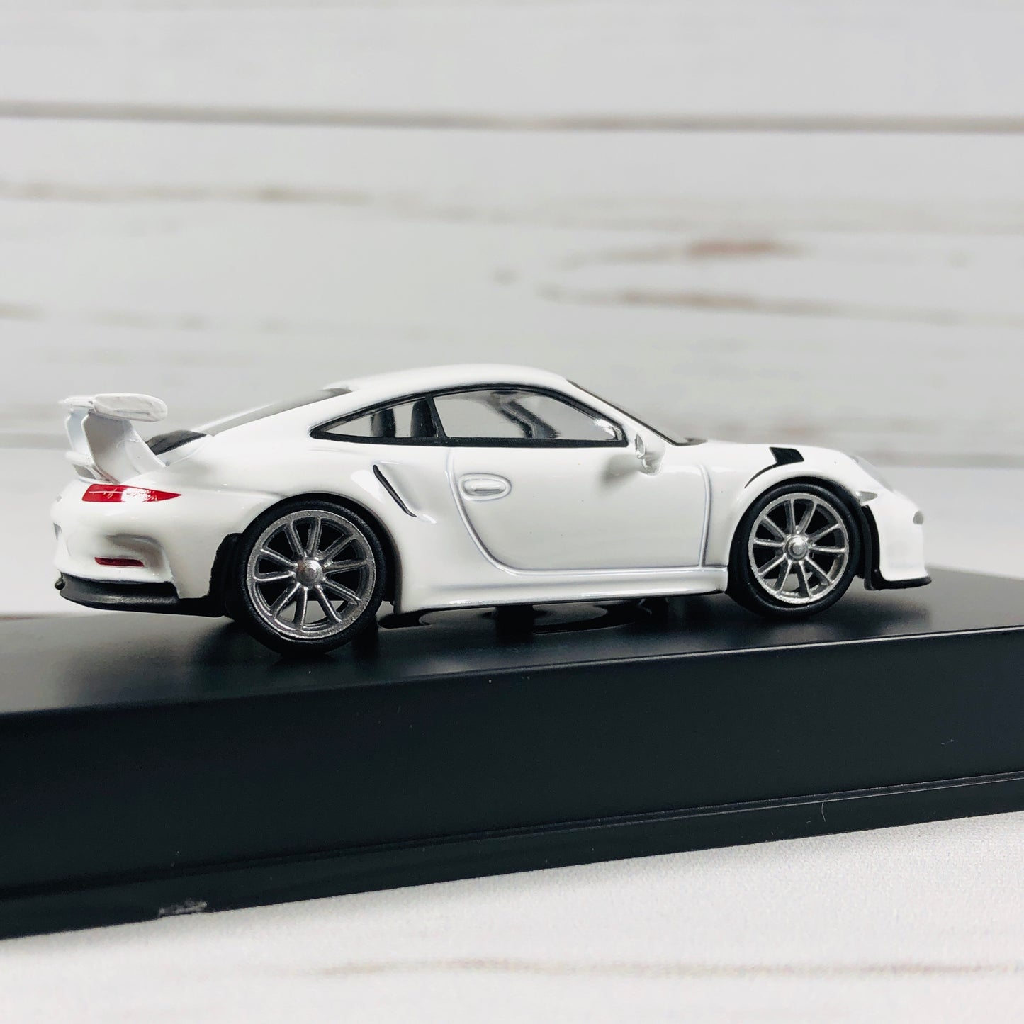 Sparky 1/64 Porsche 911 GT3 RS 2016 White Y070