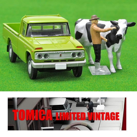 TOMYTEC Tomica Limited Vintage 1/64 Toyota Stout (green) with figure LV-189c