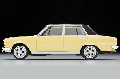 TOMYTEC Tomica Limited Vintage 1/64 Nissan Skyline 2000GT (yellow/black) 1970 LV-202a