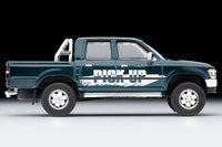 TOMYTEC Tomica Limited Vintage Neo 1/64 Toyota Hilux 4WD Double Cab SSR-X Option Equipped Vehicle (Green) 1995 Model LV-N255b