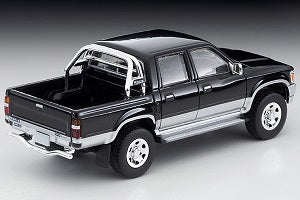 TOMYTEC Tomica Limited Vintage Neo 1/64 TOYOTA HILUX 4WD PICKUP DOUBLE CAB SSR-X OPTIONS (BLACK/SILVER) 1995 LV-N255c