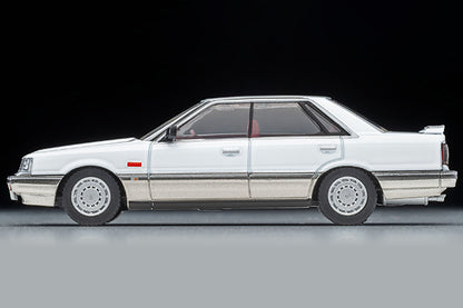 TOMYTEC Tomica Limited Vintage Neo 1/64 Nissan Skyline 4-door HT GT Passage Twin Cam 24V (White/Beige) 1986 LV-N282a