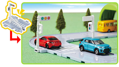TAKARA TOMY Tomica World Tomica Town Easy to Assemble Basic Road Set 4904810209621