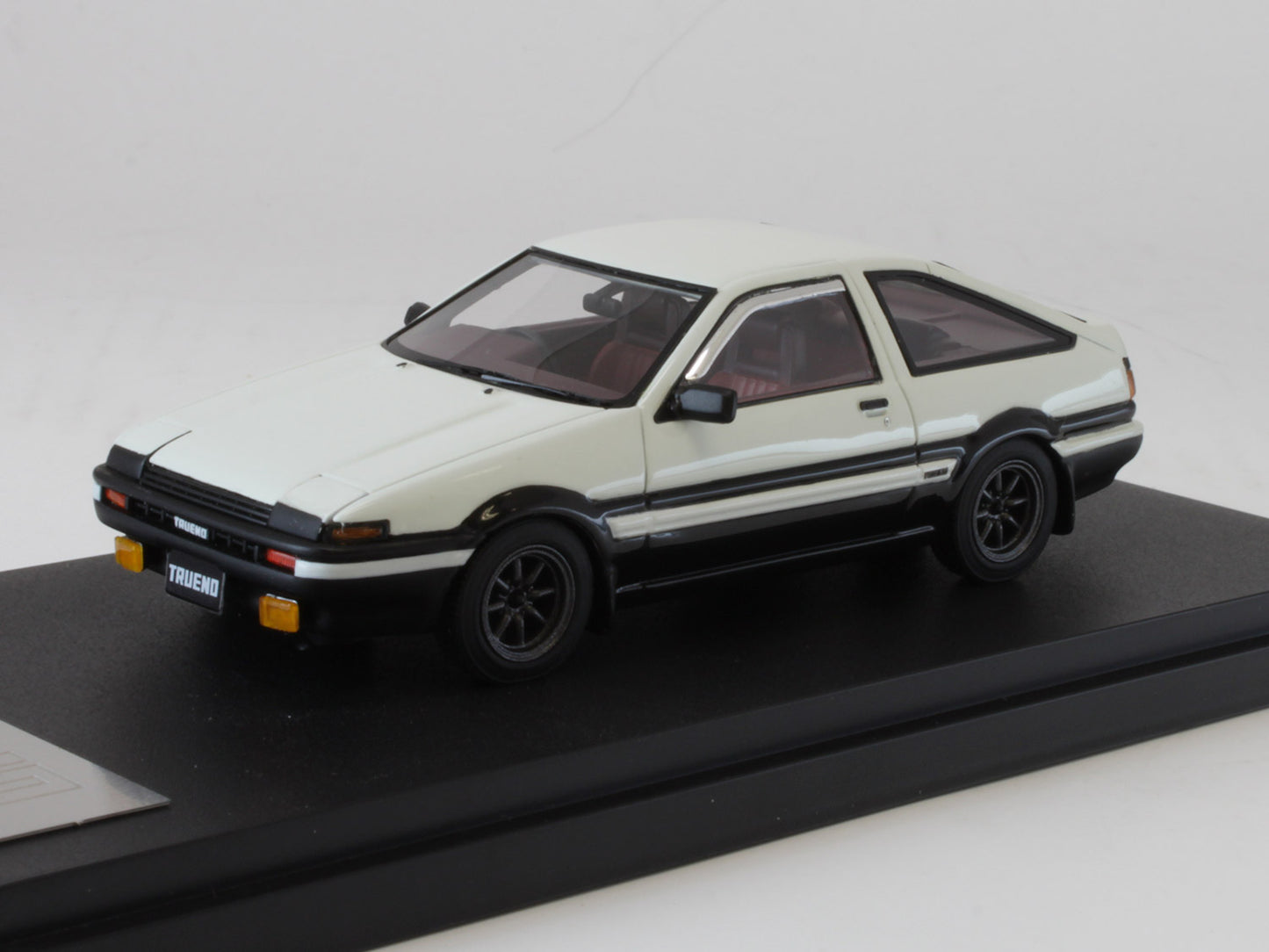 MARK43 1/43 Toyota Sprinter TRUENO (AE86) GT APEX PM4333WK